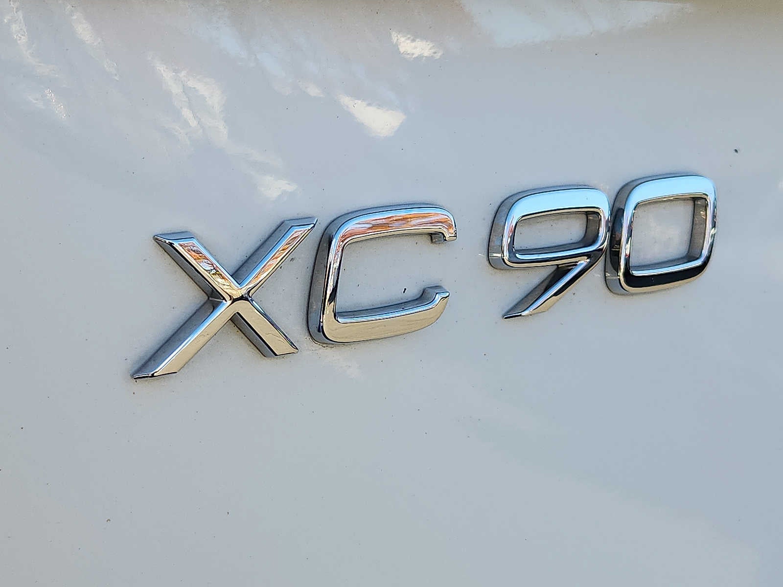 2024 Volvo XC90 Recharge Plug-In Hybrid Ultimate Bright Theme