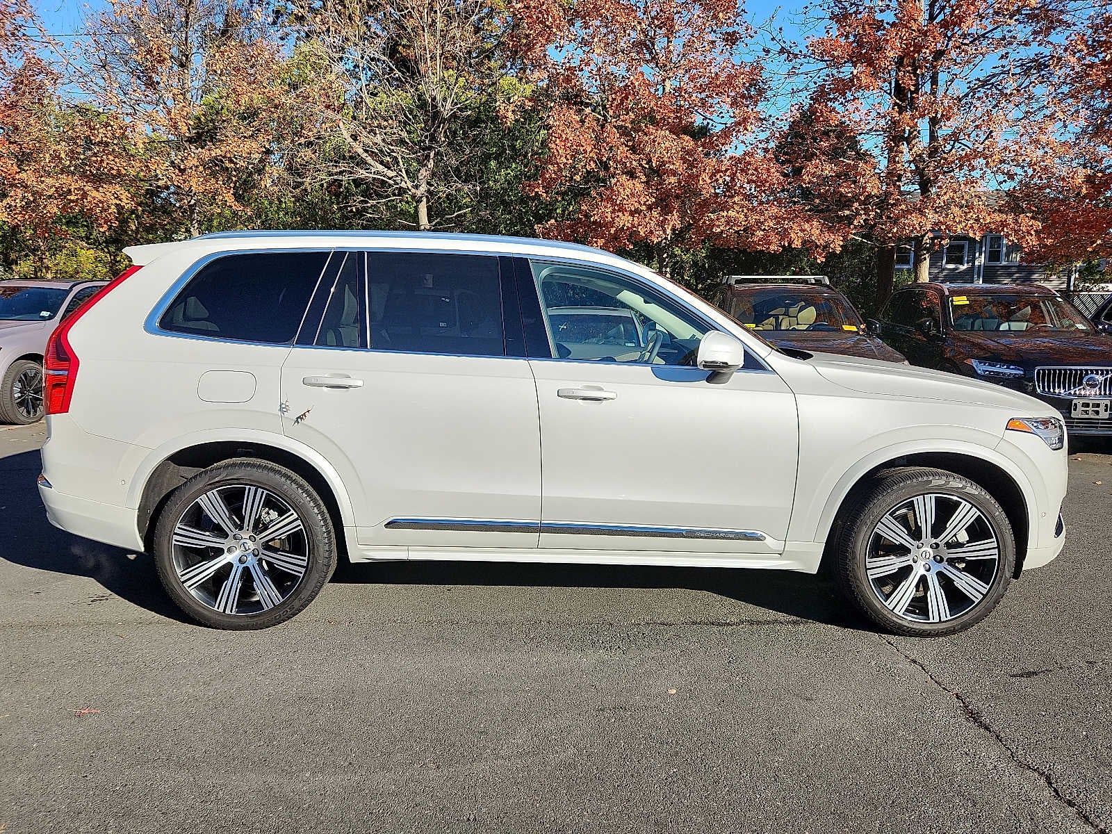 2024 Volvo XC90 Recharge Plug-In Hybrid Ultimate Bright Theme