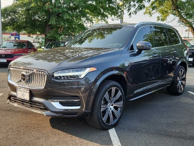 2024 Volvo XC90 Recharge Plug-In Hybrid Ultimate Bright Theme