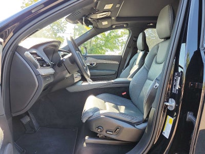 2024 Volvo XC90 Recharge Plug-In Hybrid Ultimate Bright Theme