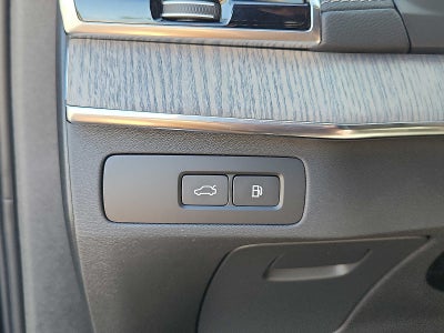 2024 Volvo XC90 Recharge Plug-In Hybrid Ultimate Bright Theme
