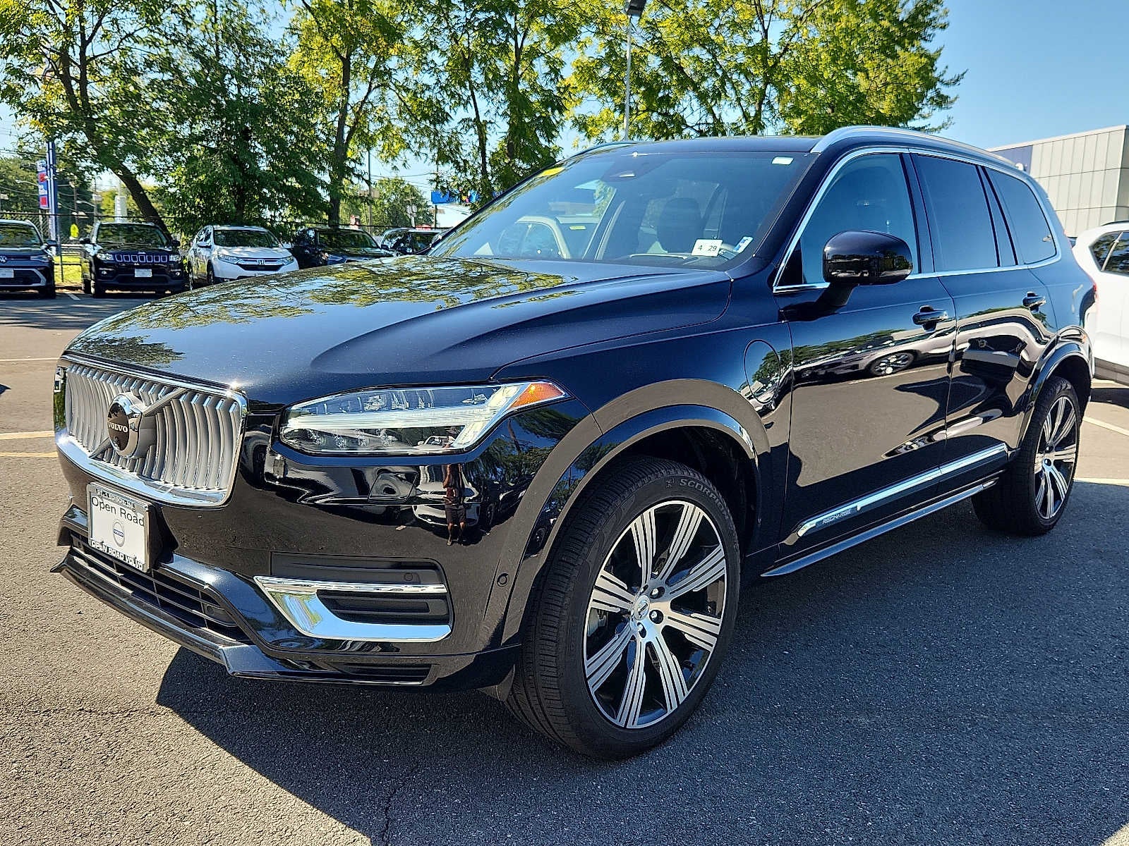 2024 Volvo XC90 Recharge Plug-In Hybrid Ultimate Bright Theme