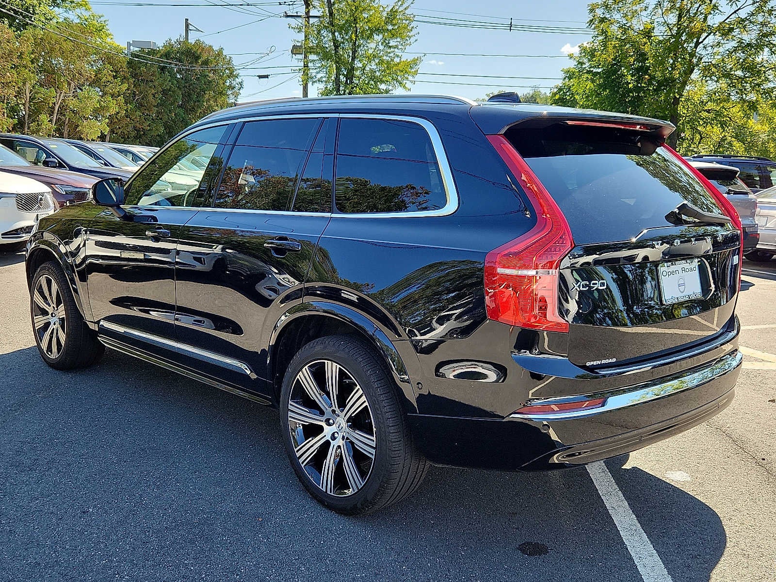 2024 Volvo XC90 Recharge Plug-In Hybrid Ultimate Bright Theme