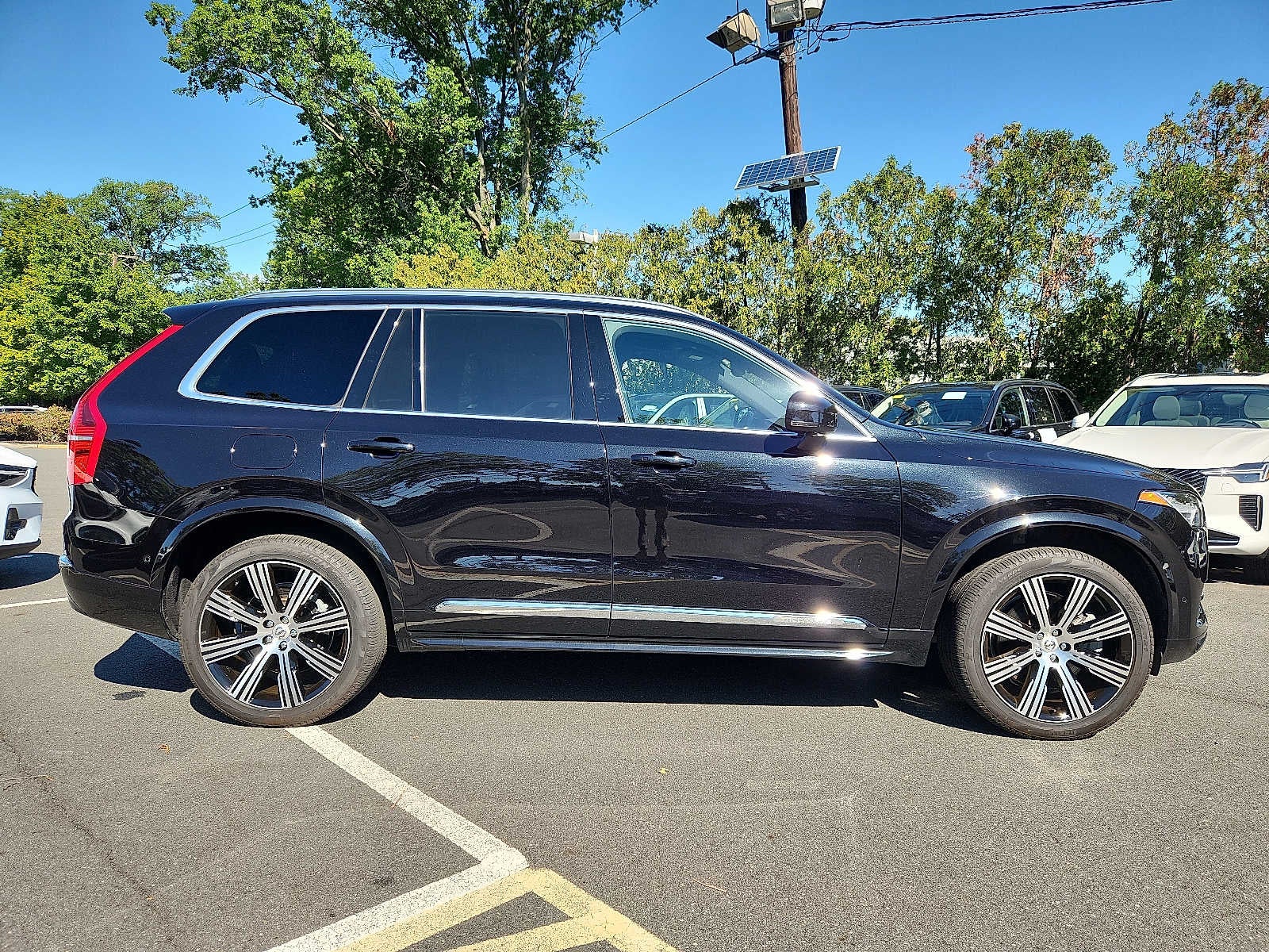 2024 Volvo XC90 Recharge Plug-In Hybrid Ultimate Bright Theme