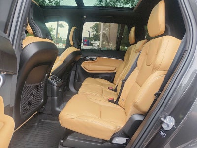 2024 Volvo XC90 Recharge Plug-In Hybrid Ultimate Bright Theme