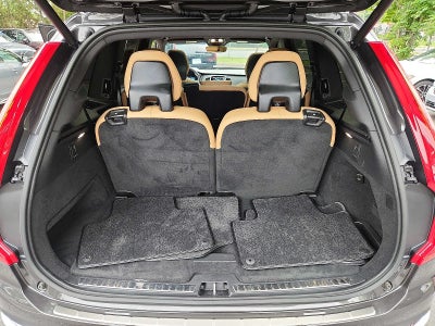 2024 Volvo XC90 Recharge Plug-In Hybrid Ultimate Bright Theme