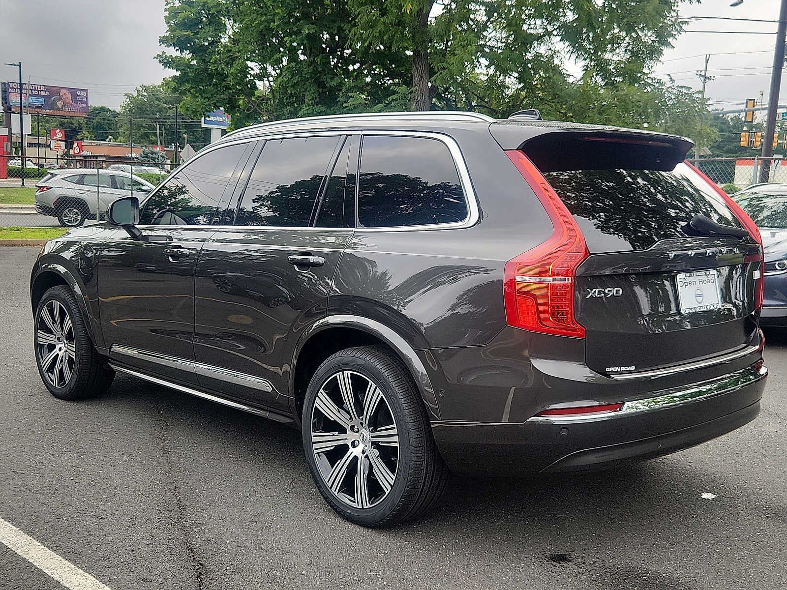 2024 Volvo XC90 Recharge Plug-In Hybrid Ultimate Bright Theme