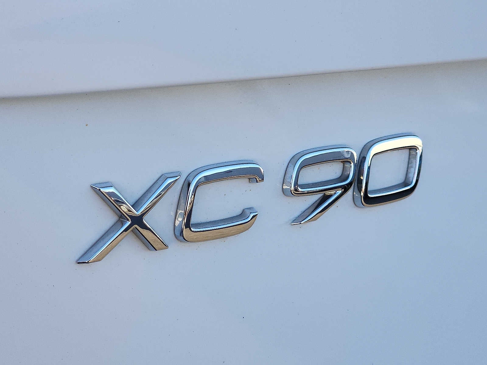 2023 Volvo XC90 Recharge Plug-In Hybrid Plus Dark Theme