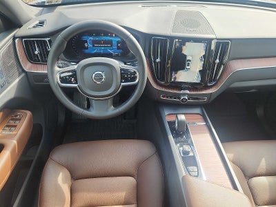 2024 Volvo XC60 Recharge Plug-In Hybrid Plus Dark Theme