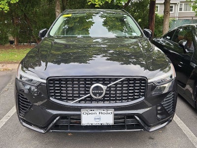 2024 Volvo XC60 Recharge Plug-In Hybrid Plus Dark Theme