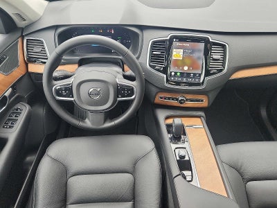 2025 Volvo XC90 Plug-In Hybrid Plus