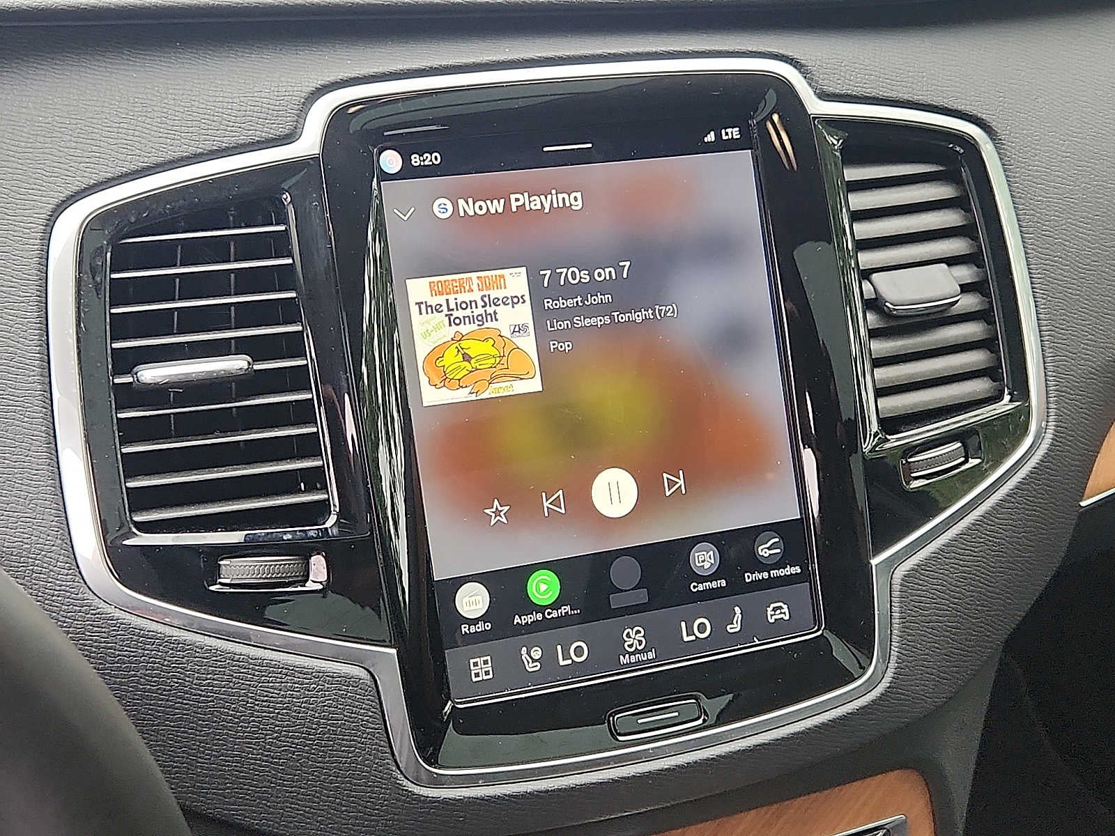 2025 Volvo XC90 Plug-In Hybrid Plus