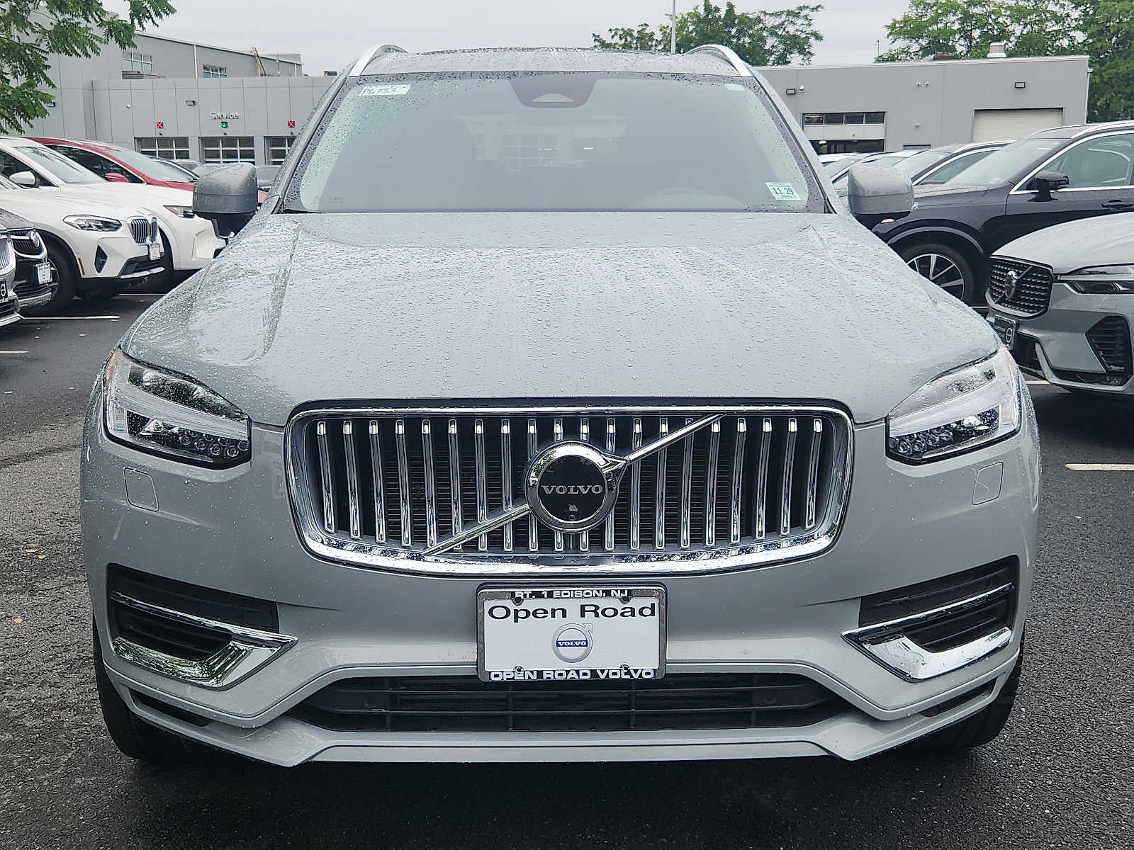 2025 Volvo XC90 Plug-In Hybrid Plus
