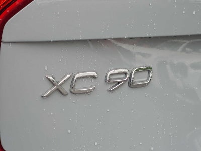 2025 Volvo XC90 Plug-In Hybrid Plus