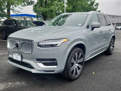 2025 Volvo XC90 Plug-In Hybrid Plus
