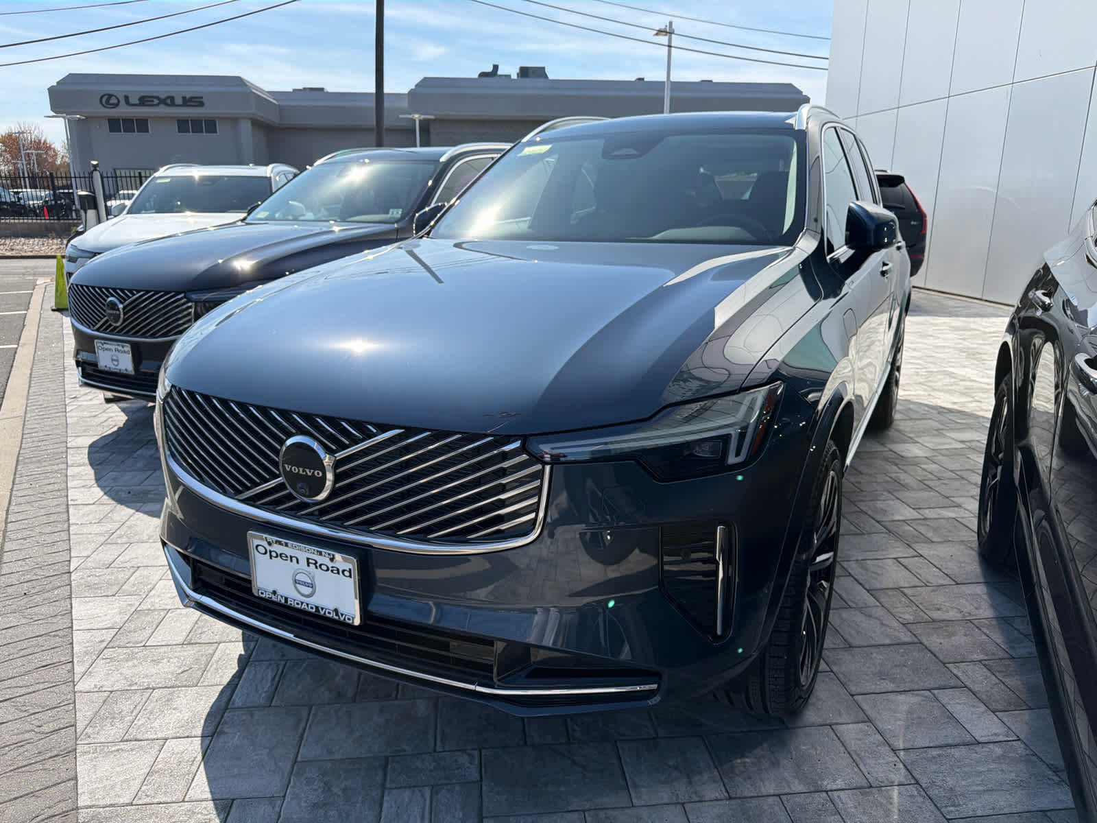 2026 Volvo XC90 Plug-In Hybrid Plus
