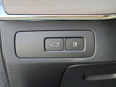 2026 Volvo XC90 Plug-In Hybrid Plus