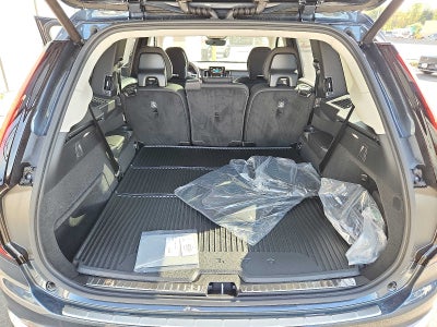 2026 Volvo XC90 Plug-In Hybrid Plus