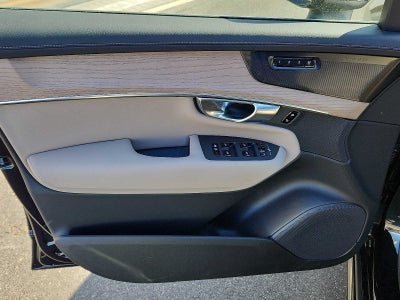 2026 Volvo XC90 Plug-In Hybrid Plus