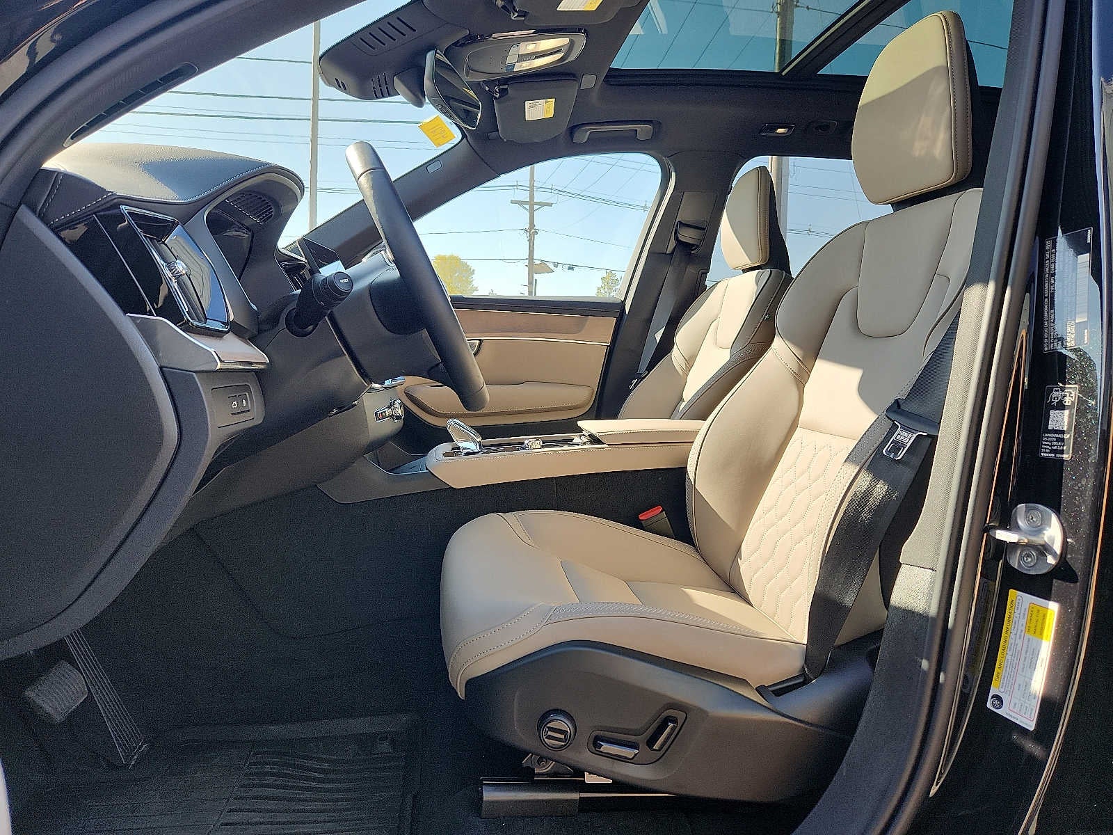 2026 Volvo XC90 Plug-In Hybrid Plus