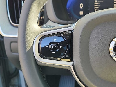 2025 Volvo XC60 Plug-In Hybrid Plus