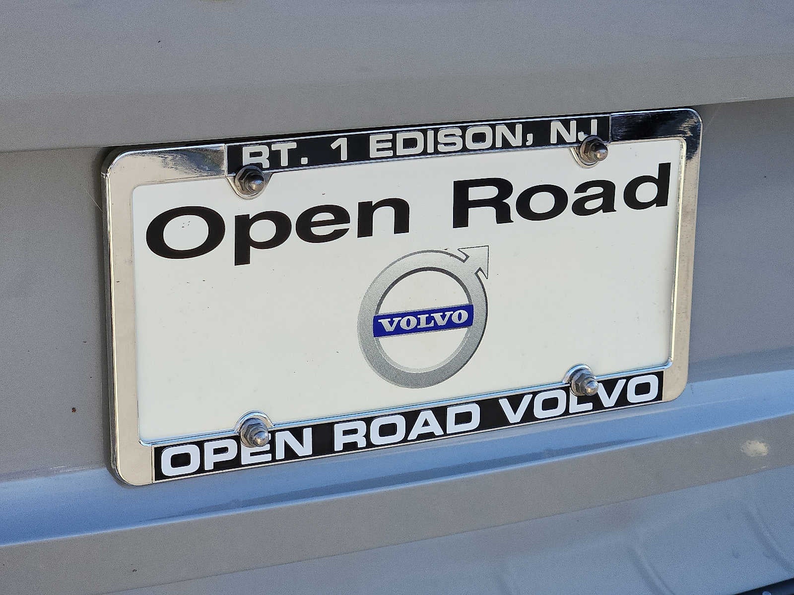 2025 Volvo XC60 Plug-In Hybrid Plus