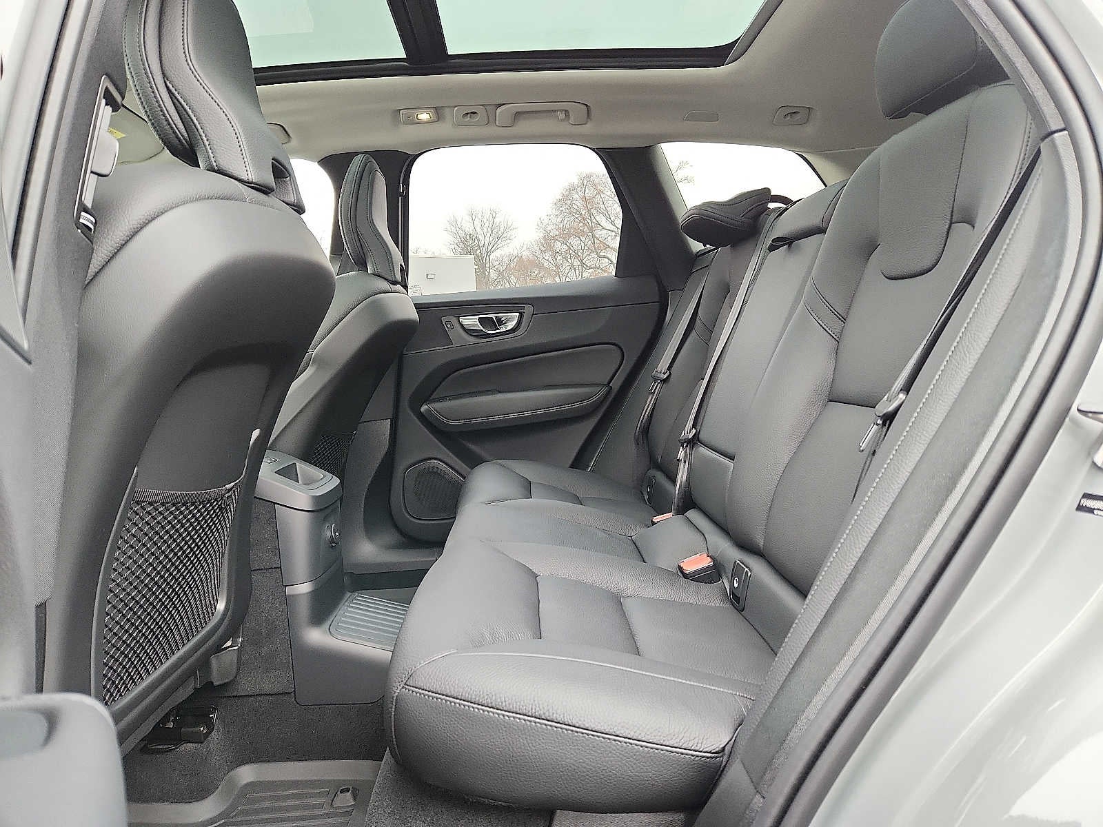 2025 Volvo XC60 Plug-In Hybrid Plus