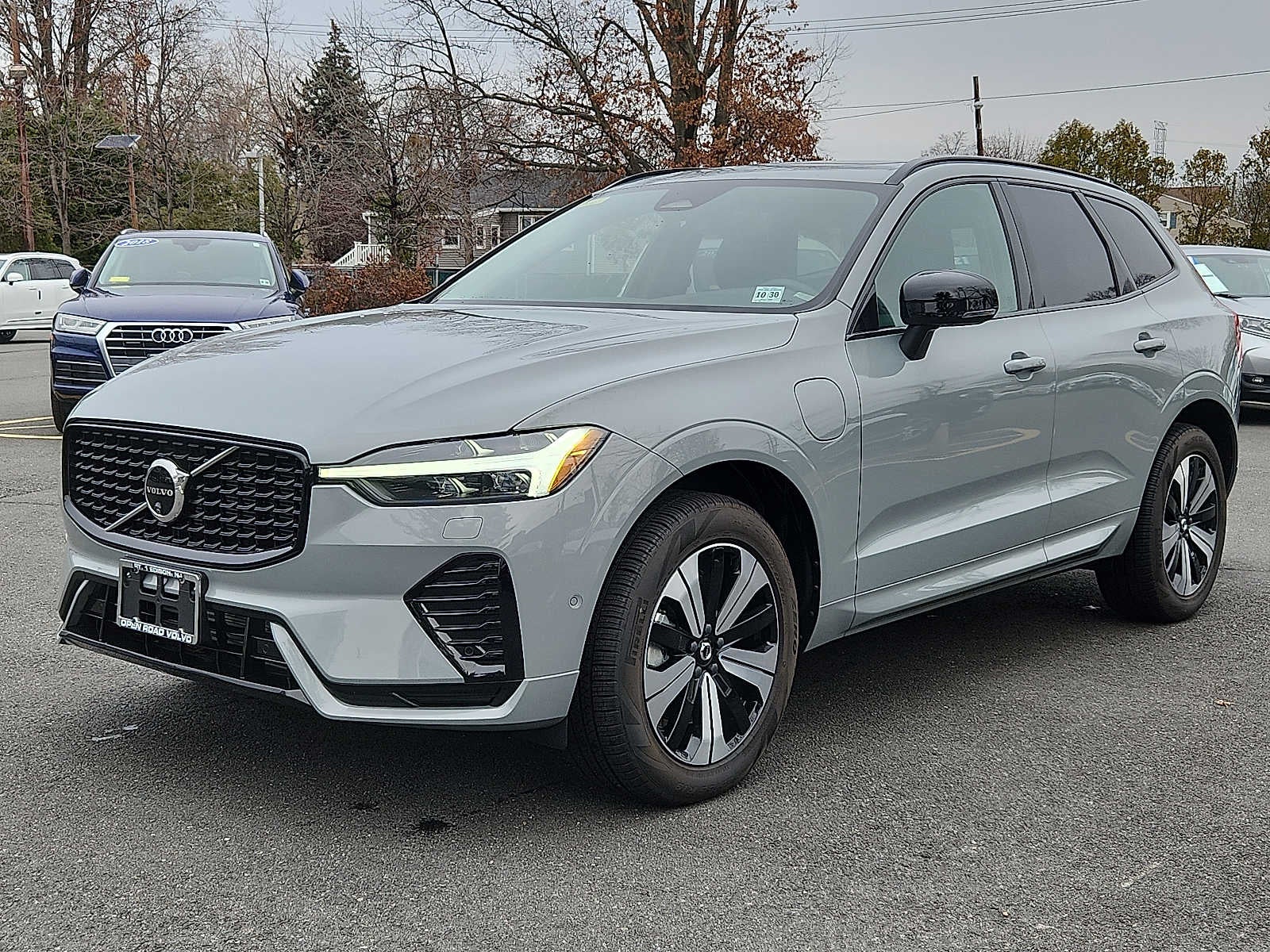 2025 Volvo XC60 Plug-In Hybrid Plus