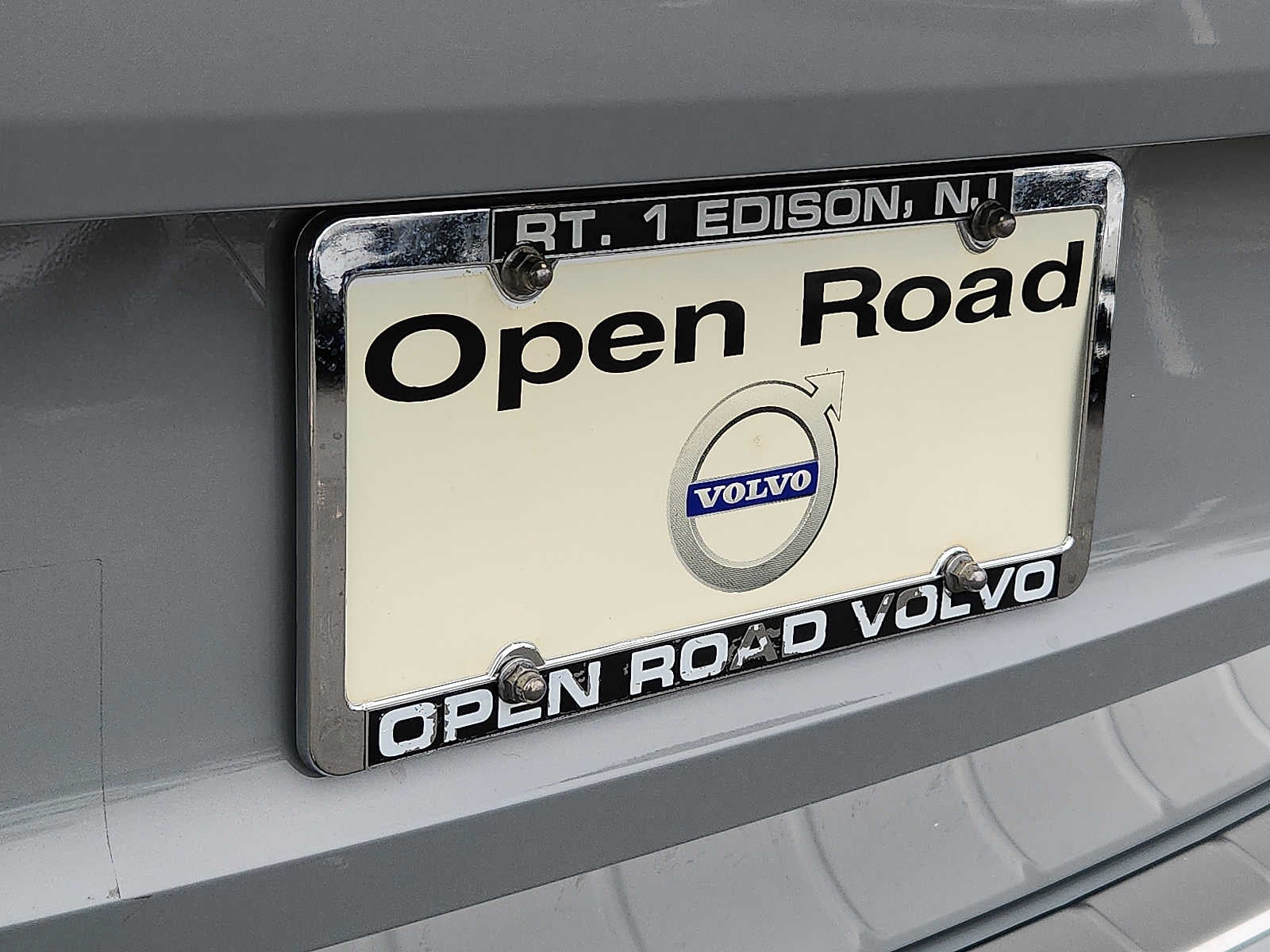 2025 Volvo XC60 Plug-In Hybrid Plus