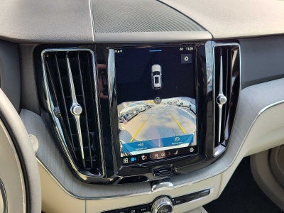 2025 Volvo XC60 Plug-In Hybrid Plus