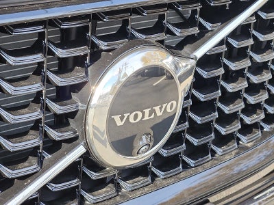 2025 Volvo XC60 Plug-In Hybrid Plus