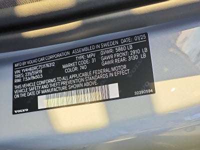 2025 Volvo XC60 Plug-In Hybrid Plus