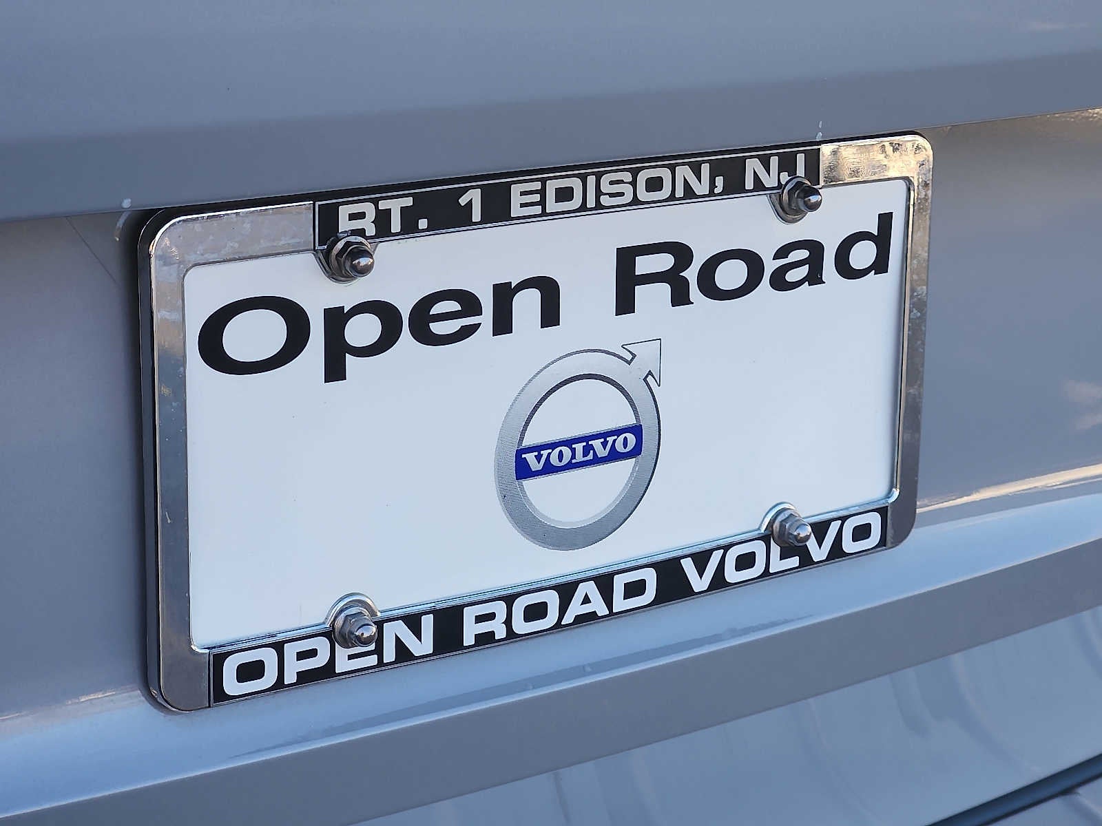 2025 Volvo XC60 Plug-In Hybrid Plus