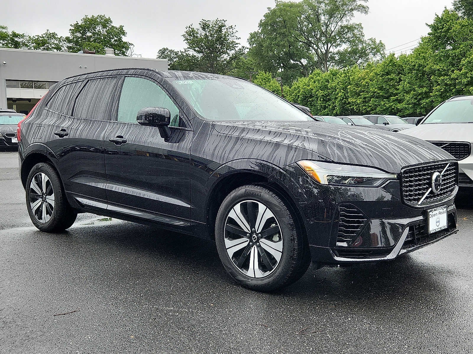 2025 Volvo XC60 Plug-In Hybrid Plus