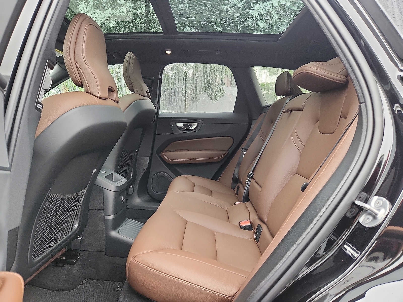 2025 Volvo XC60 Plug-In Hybrid Plus