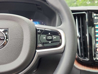 2025 Volvo XC60 Plug-In Hybrid Plus