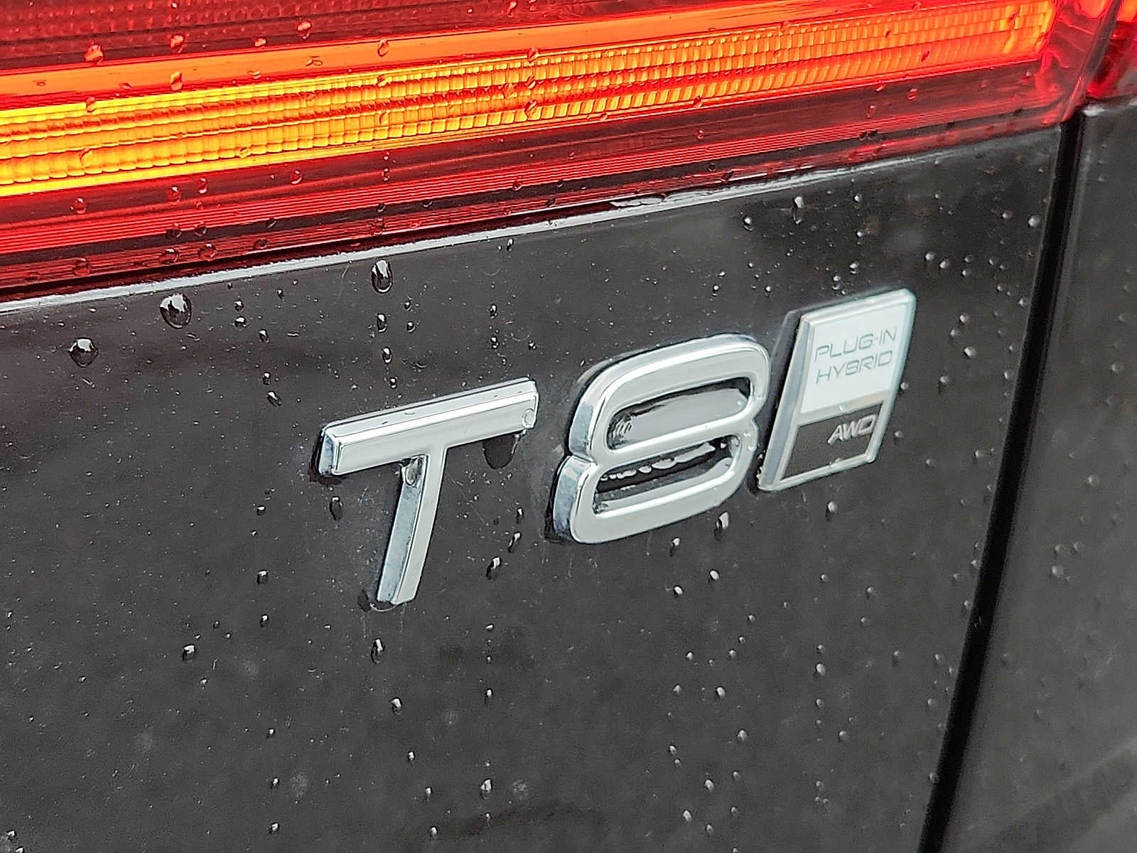 2025 Volvo XC60 Plug-In Hybrid Plus