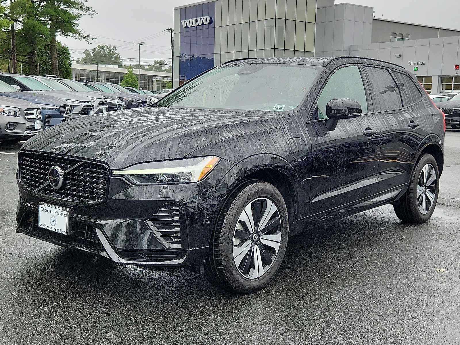 2025 Volvo XC60 Plug-In Hybrid Plus