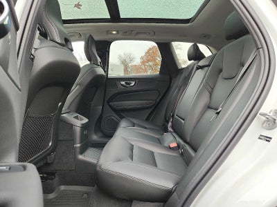 2025 Volvo XC60 Plug-In Hybrid Core