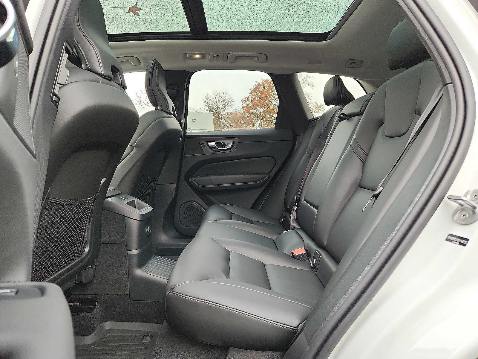 2025 Volvo XC60 Plug-In Hybrid Core