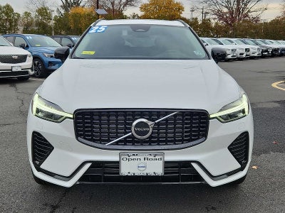 2025 Volvo XC60 Plug-In Hybrid Core
