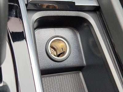 2025 Volvo XC60 Plug-In Hybrid Core