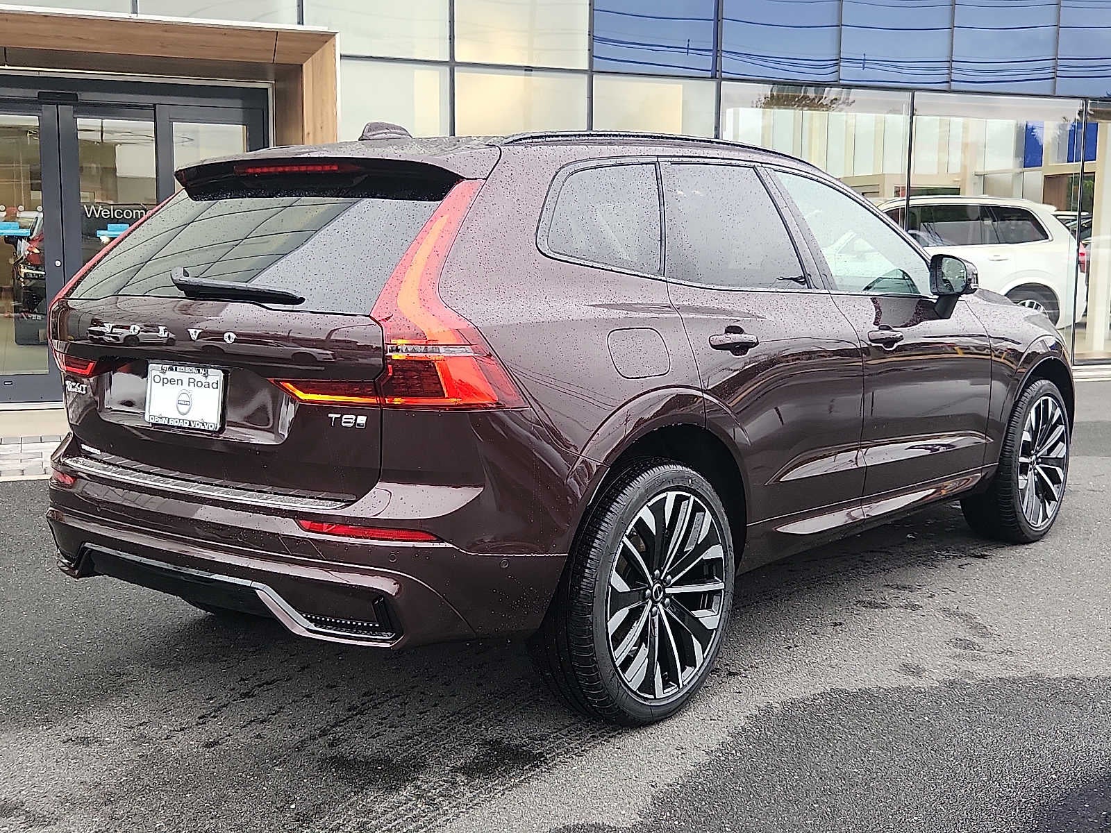 2026 Volvo XC60 Plug-In Hybrid Ultra