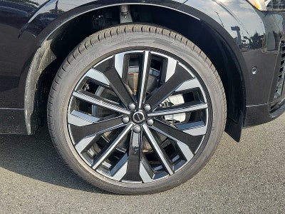 2026 Volvo XC60 Plug-In Hybrid Ultra