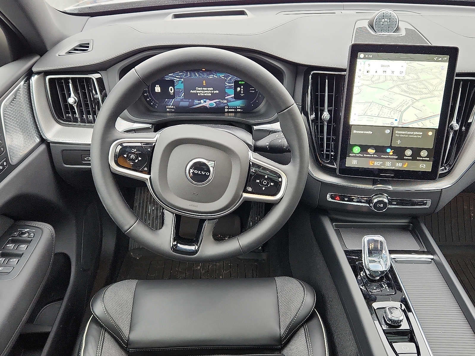 2026 Volvo XC60 Plug-In Hybrid Polestar Engineered