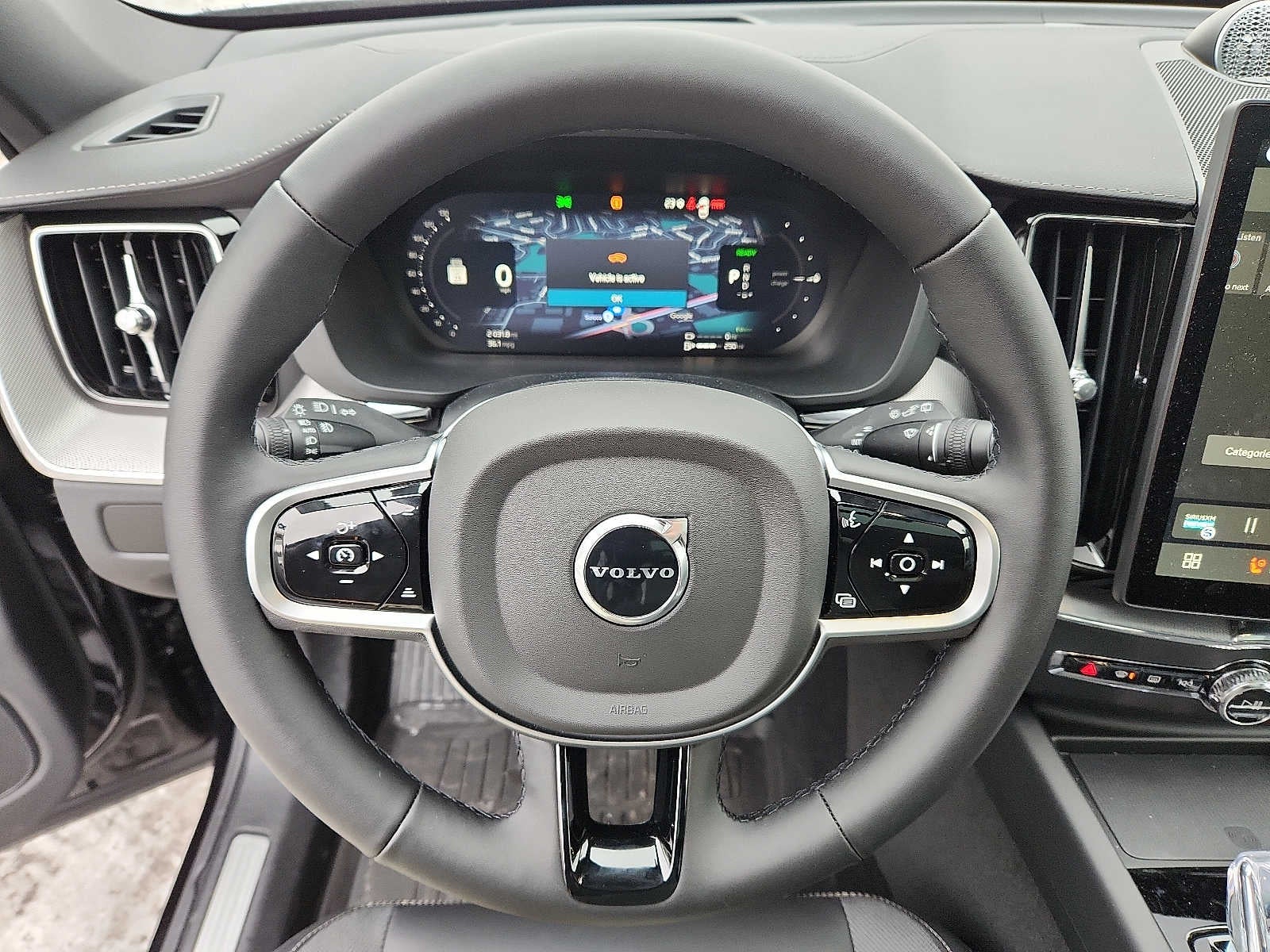 2026 Volvo XC60 Plug-In Hybrid Polestar Engineered