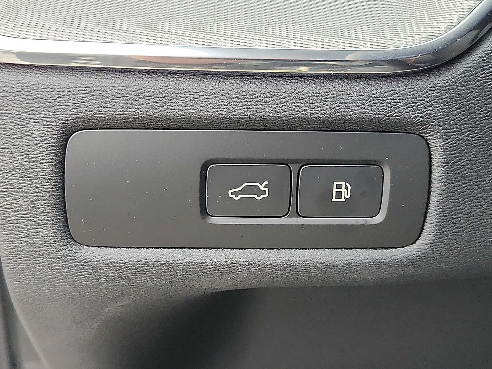 2026 Volvo XC60 Plug-In Hybrid Polestar Engineered