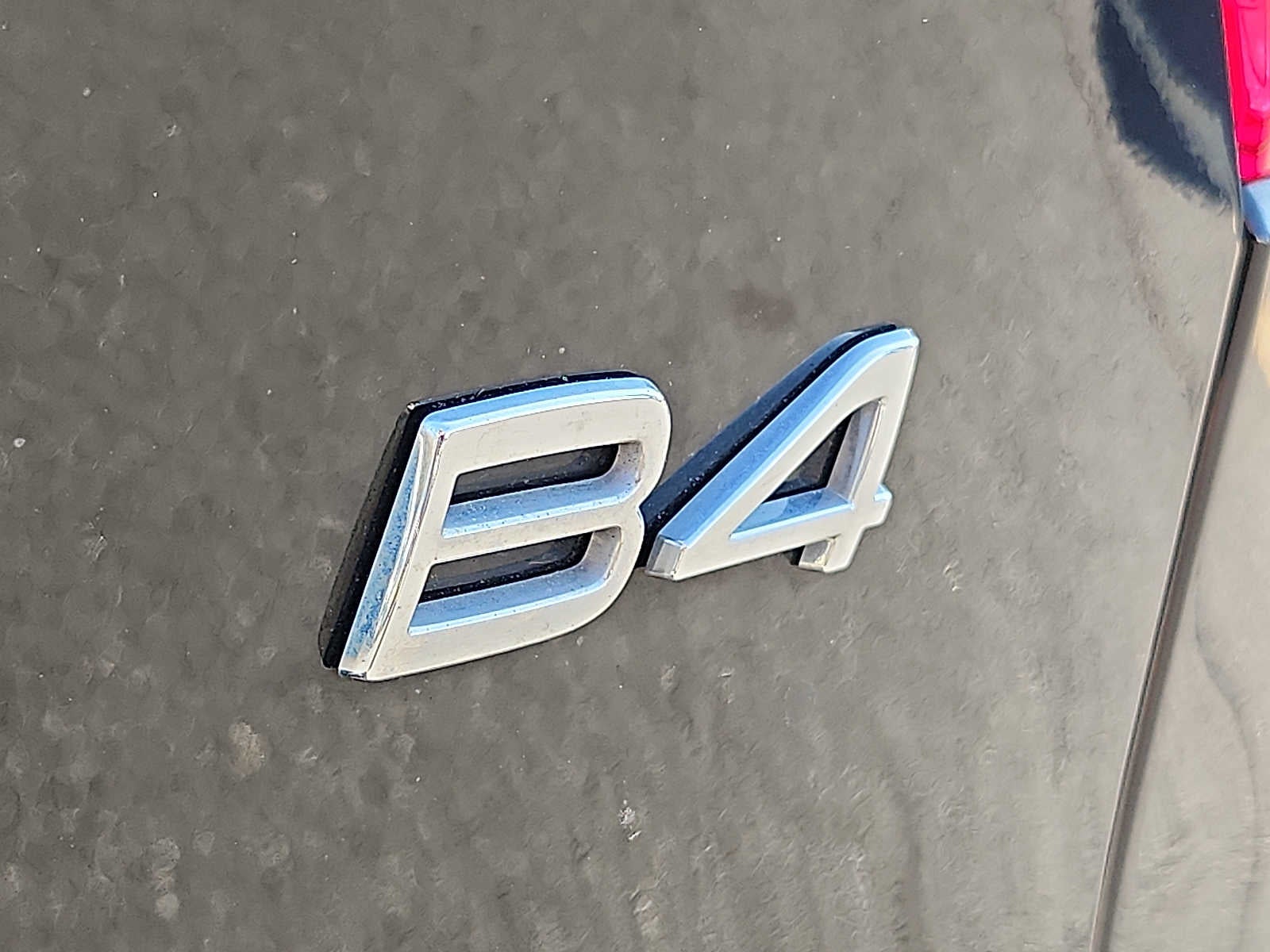 2023 Volvo XC40 Core