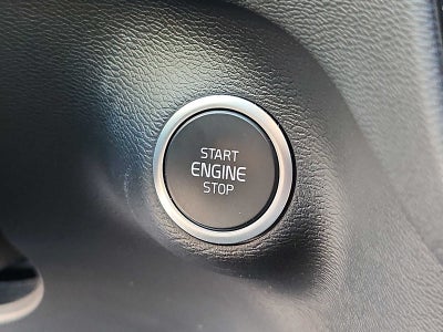2023 Volvo XC40 Plus Bright Theme