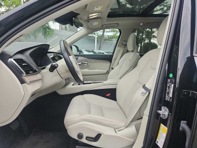 2024 Volvo XC90 Plus Bright Theme